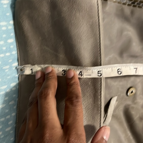 Lucky Brand Large Leather Shoulder Bag - Picture 13 of 15